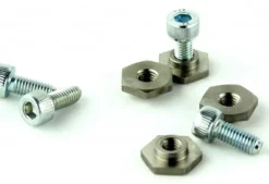 EHS bevestigingsboutjes M5x12mm 4st inbus voor klapschaats
