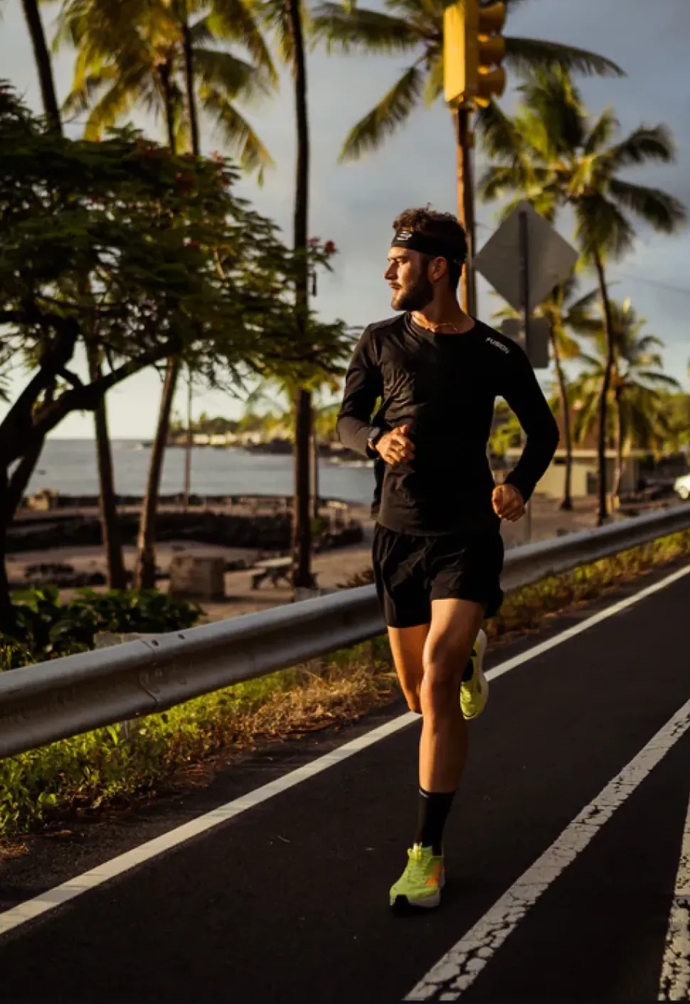 Fusion mens C3 run shorts black