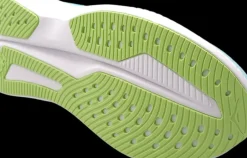 Hoka One One Mach 6 cloudless